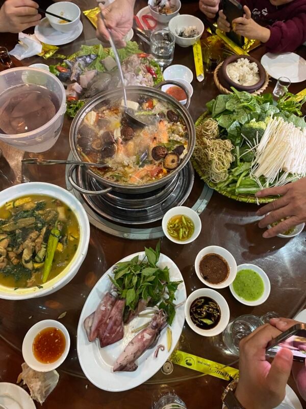 Nhà Hàng Cơm Niêu Thuận Long – 0923708555