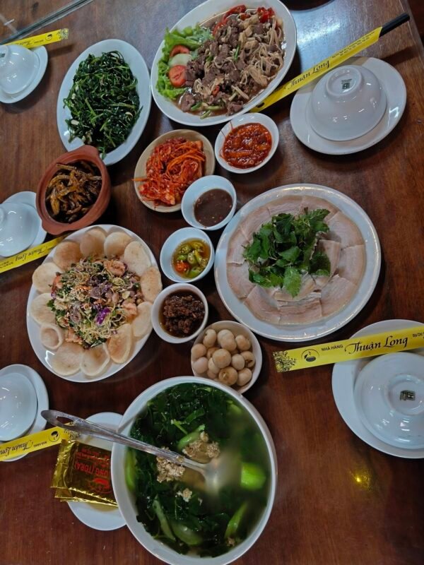 Nhà Hàng Cơm Niêu Thuận Long – 0923708555